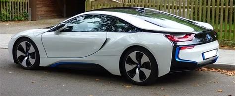 Can The Bmw I8 Run On Gas